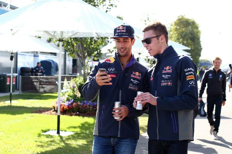 Ingyen WIFI és „titkos” adatok érkezhetnek az F1 rajongóknak!