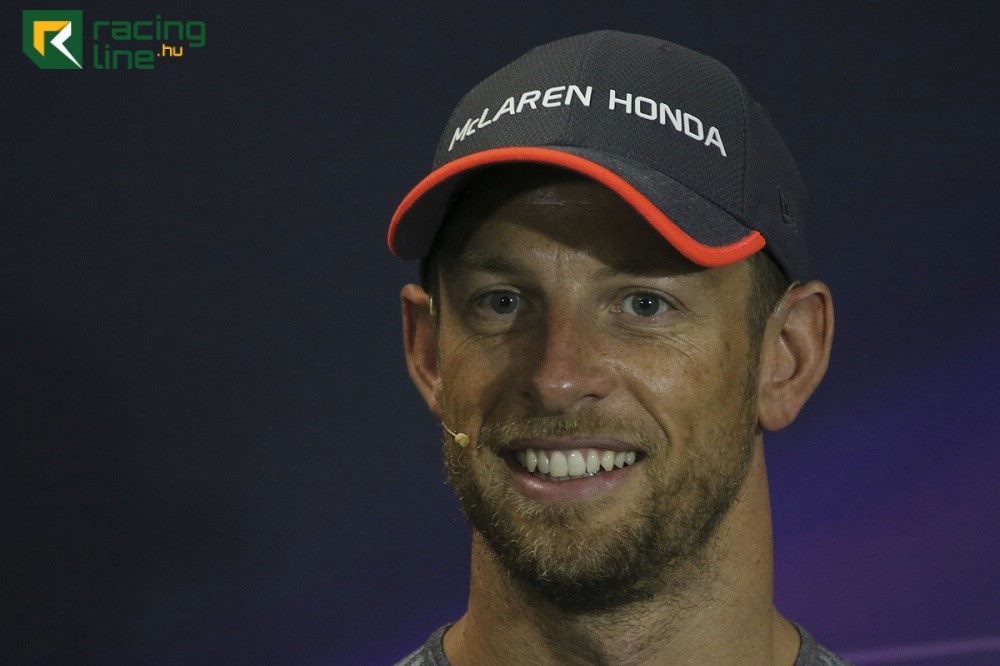 Button szerint felesleges lett volna tesztelnie