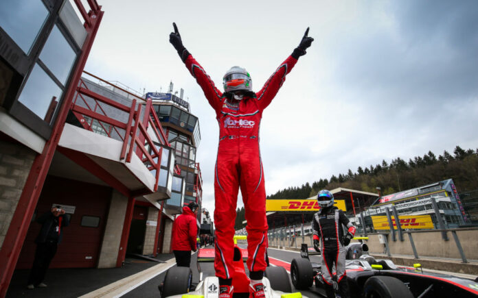 Alfonso Celis, Formula V8