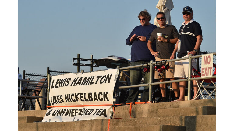 Hamilton, Indycar, texas, transzparens