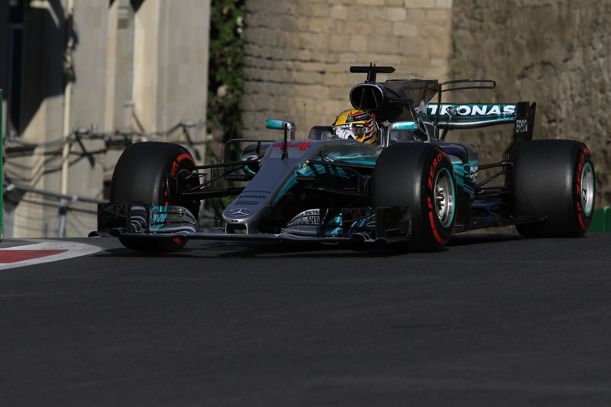 Hamilton nem „féktesztelte” Vettelt