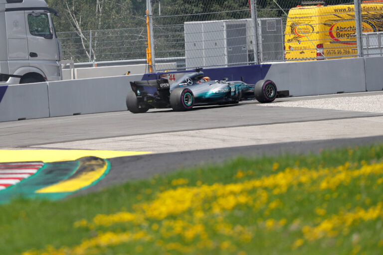 Hamilton, műszaki hiba