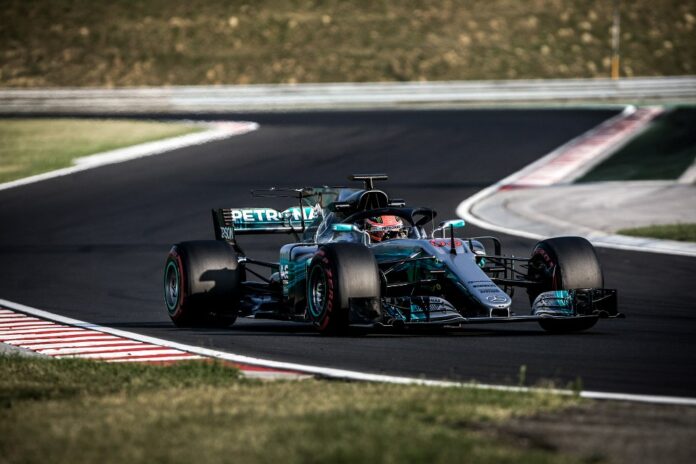 Russell, Mercedes, halo