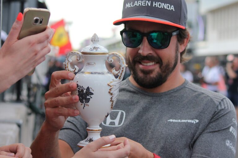 Fernando Alonso, Herendi porcelán