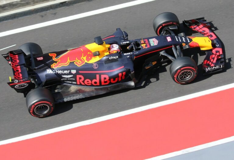 Gasly a Toro Rosso hívására vár