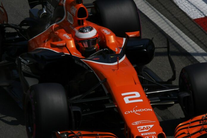 Vandoorne, McLaren