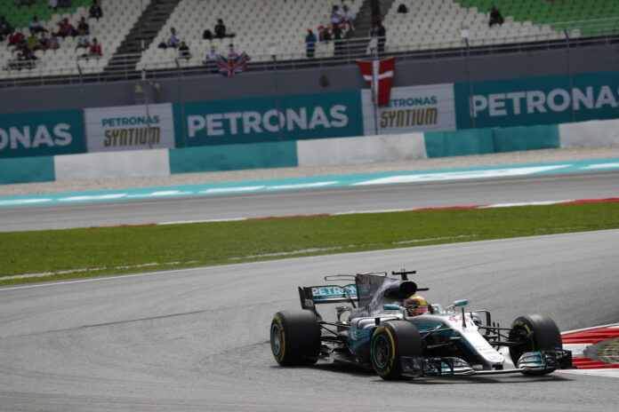 Mercedes, Hamilton, Sepang