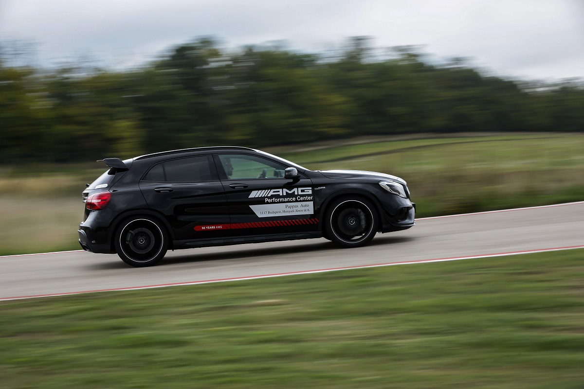 Mercedes-Benz biztonsági tippek: Ne érje váratlanul a tél!