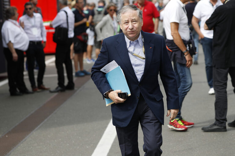 Jean Todt, FIA, globális motorok, grid girl