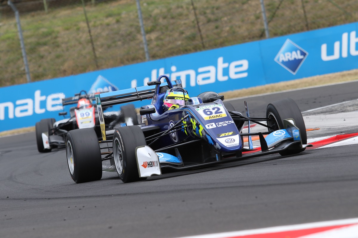 Habsburg Ferdinánd a dobogón ünnepelhetett a szezonzáró hétvégén