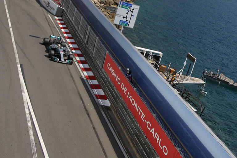 Merecdes, élcsapatok