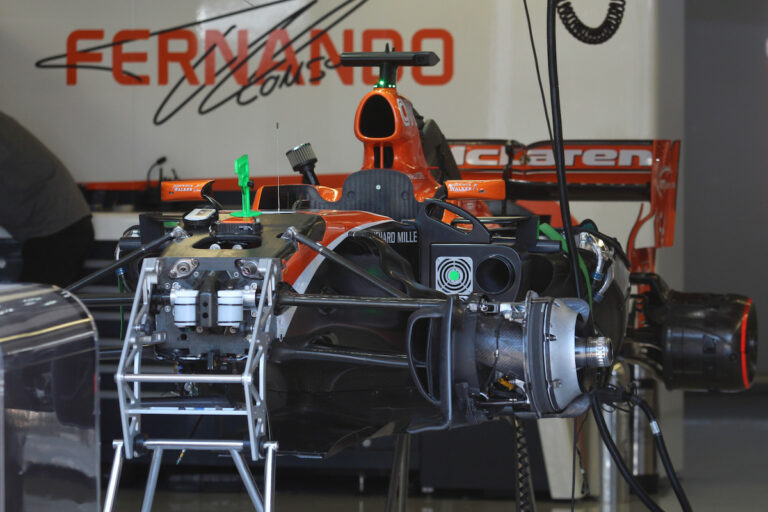 Hasegawa, Honda, Renault