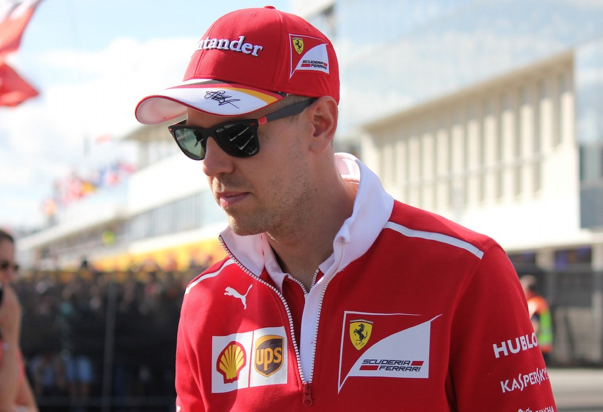 Meglazult csavar okozta a galibát Vettel autójában