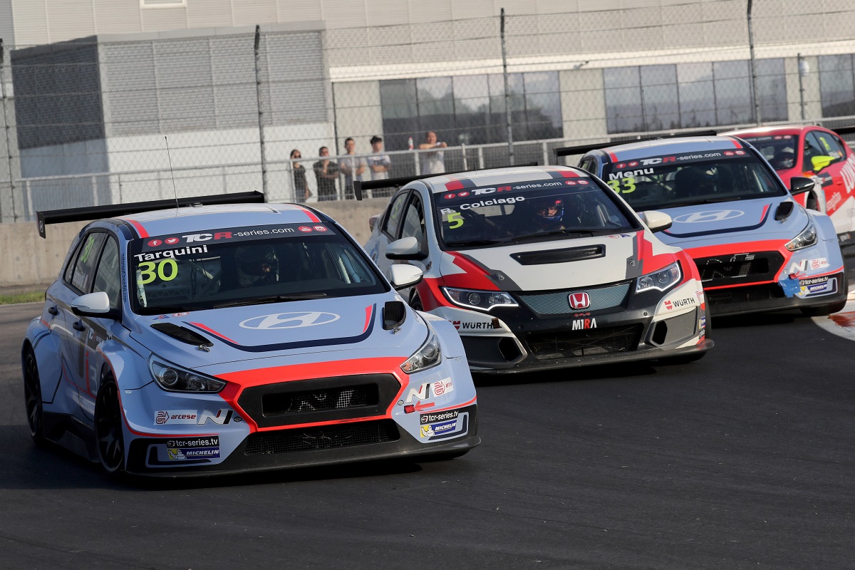Ribeiro nem tudja garantálni, hogy gyártók nem jöhetnek a WTCR-be
