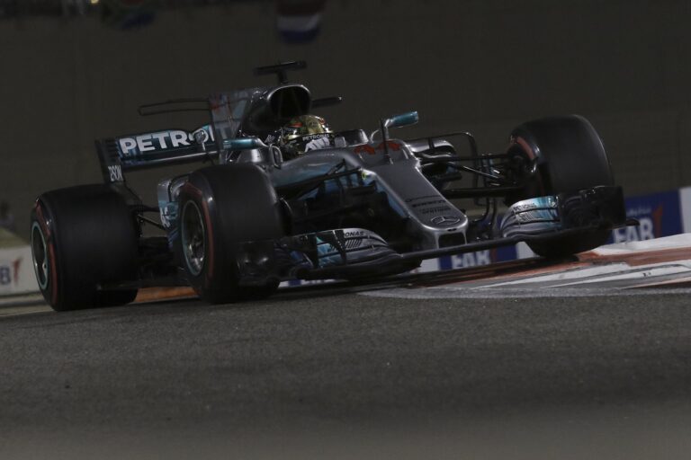 Lewis Hamilton, hyper Soft