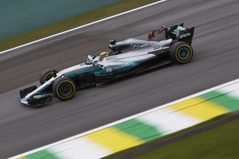 Lewis Hamilton, a nap versenyzője