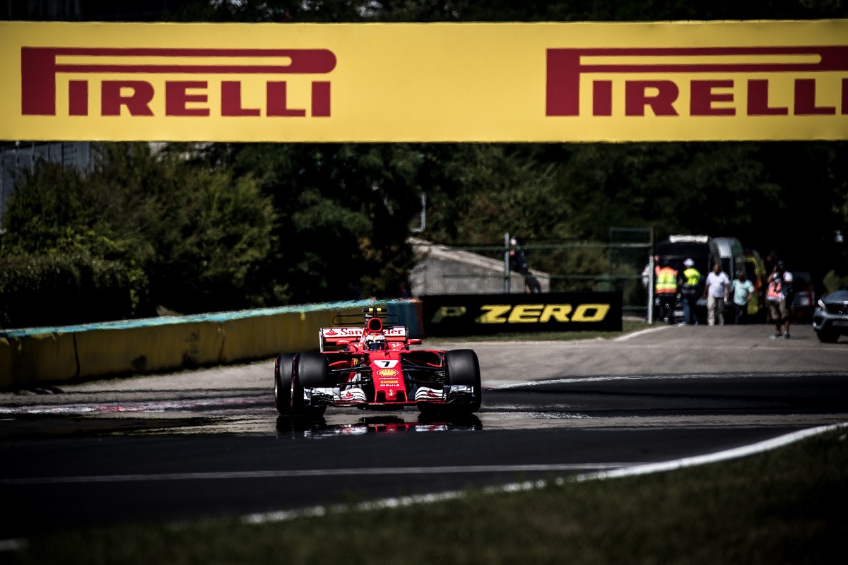 Ferrari-Pirelli festésű bob tűnt fel a bob- és szánkó világkupán