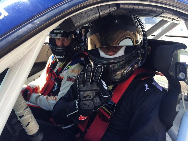 Usain Bolt Carrera Cup-os Porschét tesztelt!