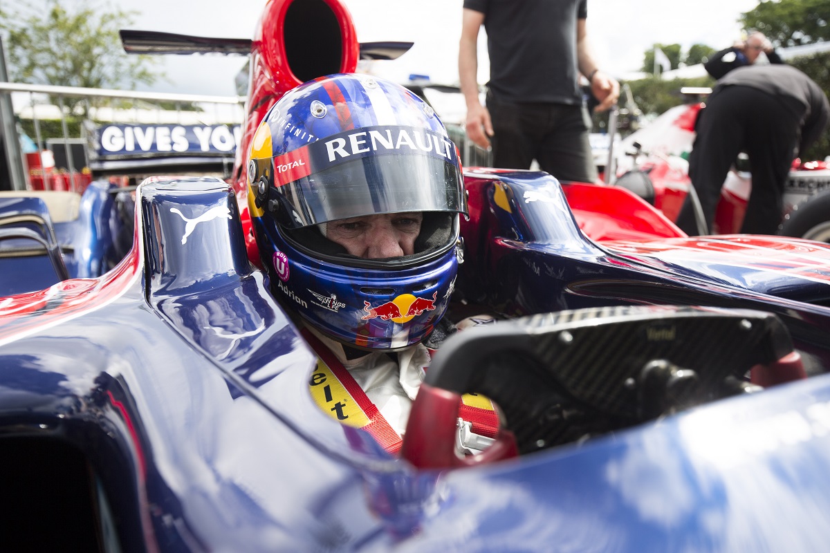 Newey elárulta, hogy miképp kémkedett a Ferrari után