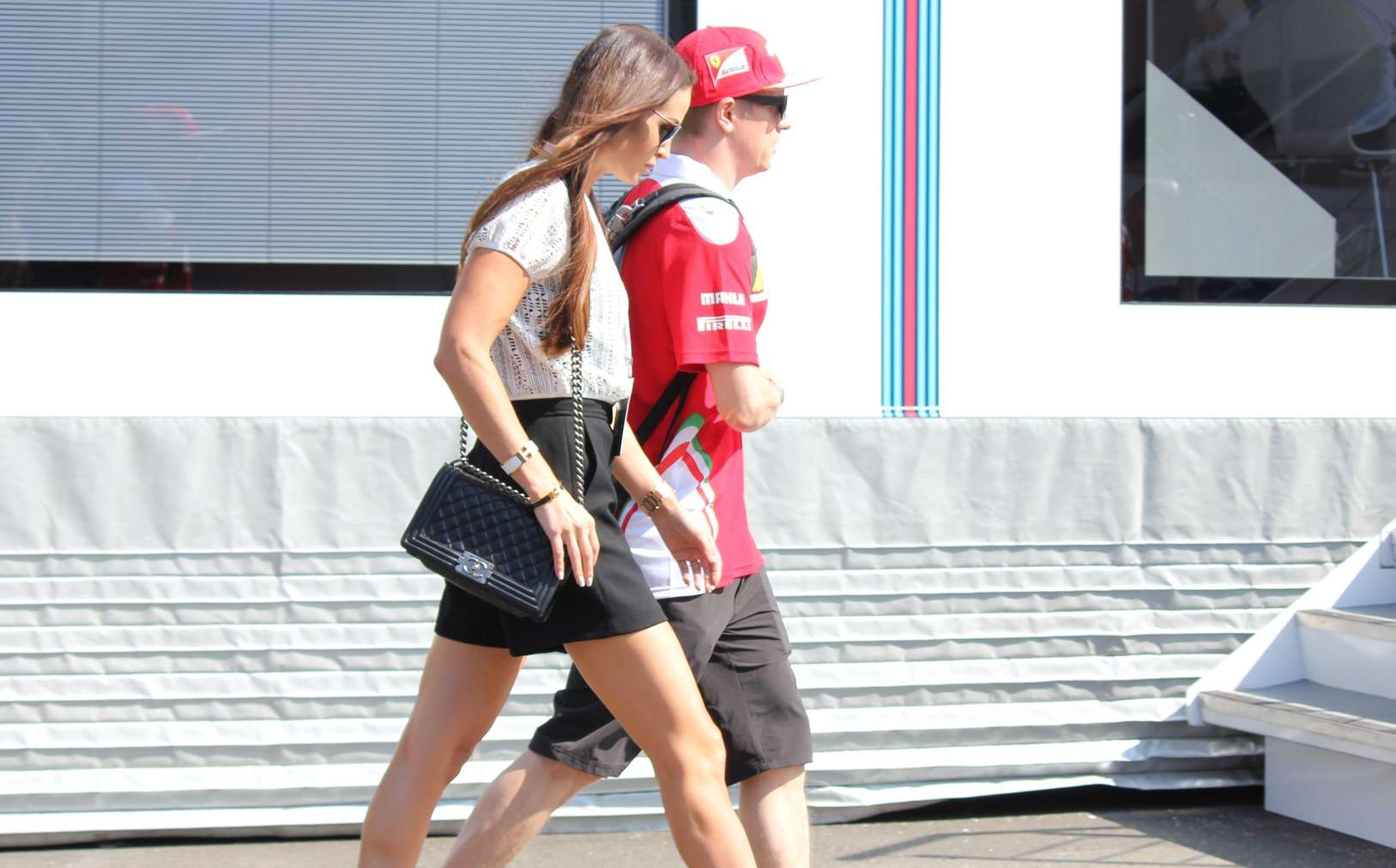 Minttu és Kimi Räikkönen a finn elnöki palotában