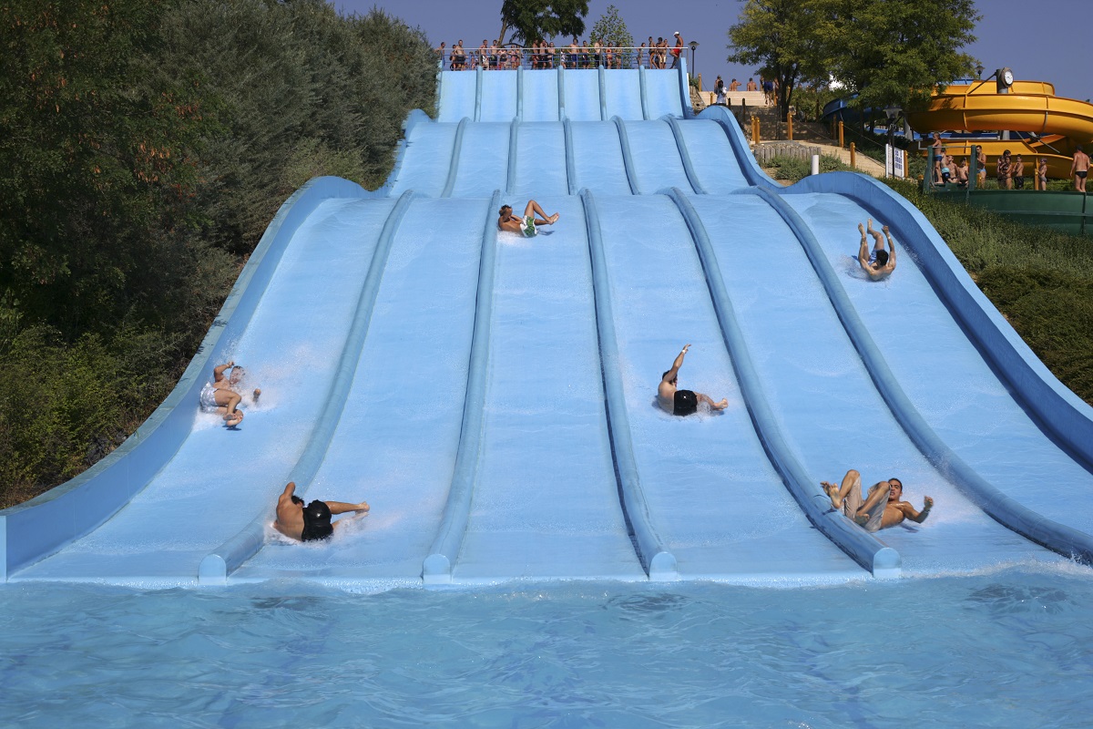 Napi retró: Megidézzük a nyarat – GP2-esek a mogyoródi Aquarénában!