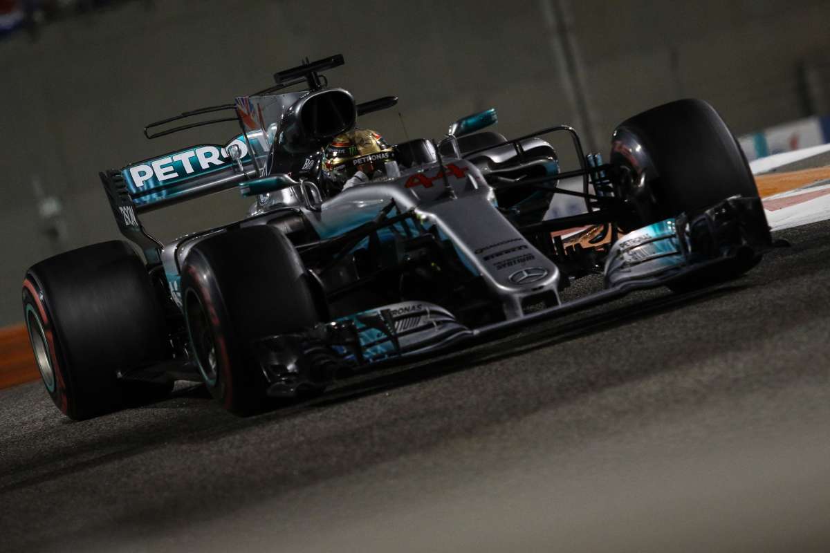 Hamilton szerint továbbra is megbízható lesz a Mercedes