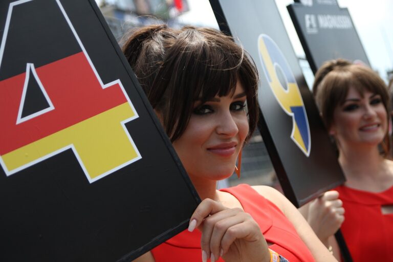 Grid girl