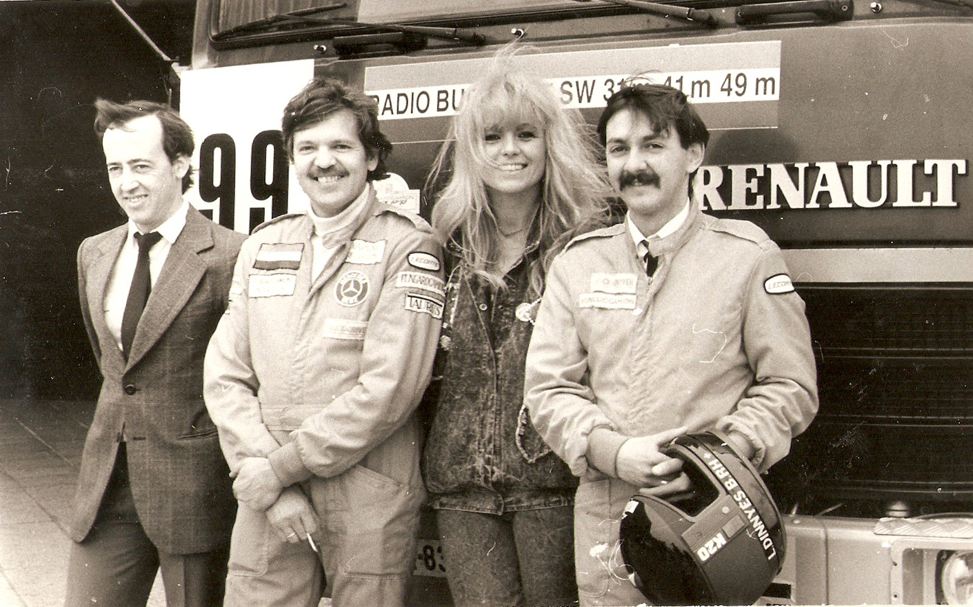 Dinnyés Laci lesz idén a Krasznai-díj átadója a kamion Eb futamon!