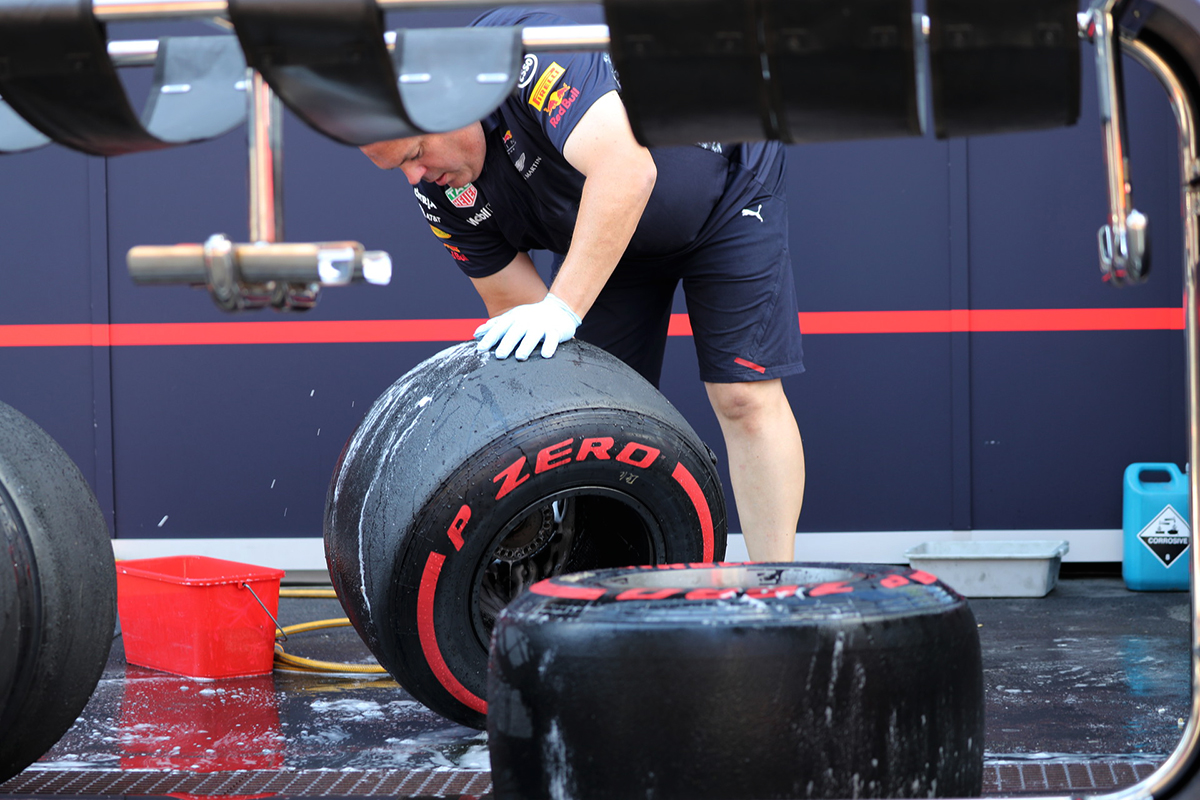 Pirelli, Bahrein