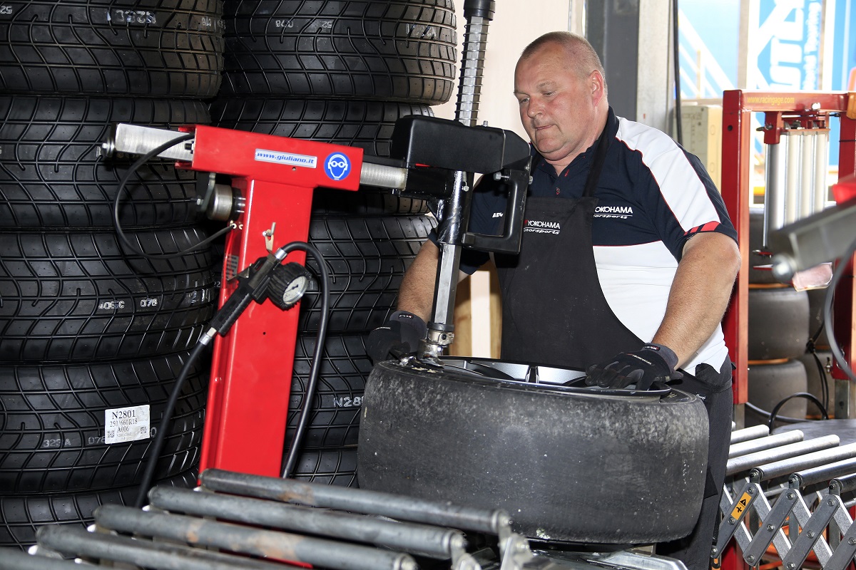 A Yokohama három évre szerződött a TCR Europe és Benelux szériákkal!