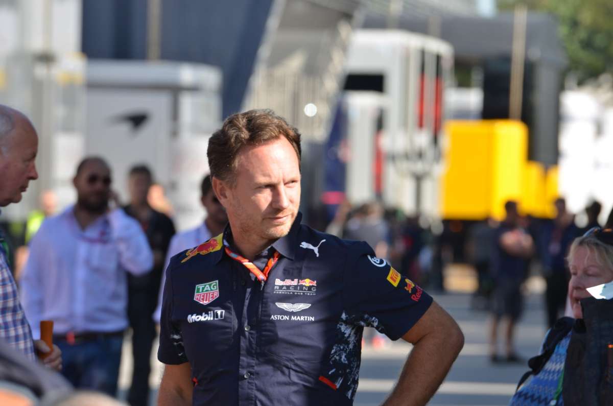 Horner: Az ezer lóerős motor miatt a Mercedesnek magabiztosnak kellene lennie