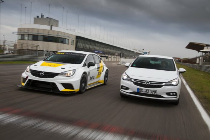 Opel Astra TCR