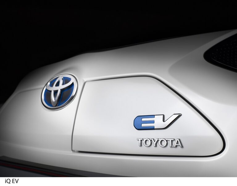 Toyota iQ EV