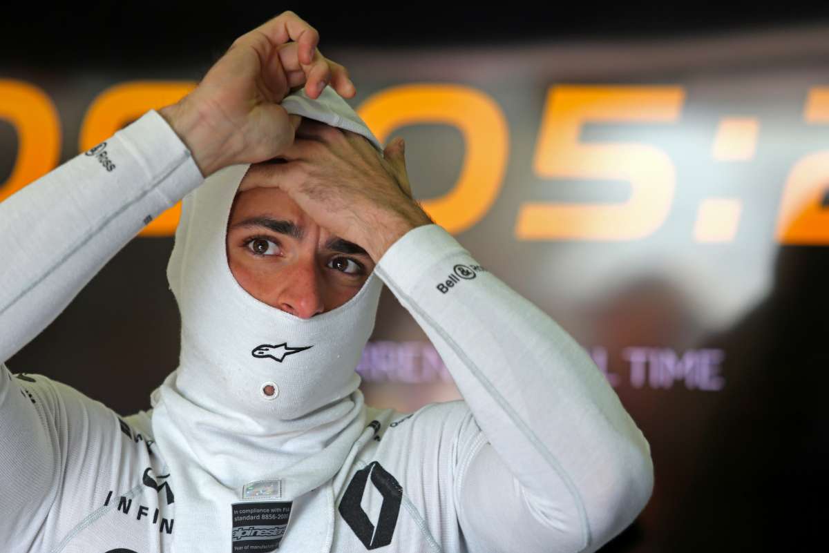 Ha Ricciardo távozik, Sainz érkezhet a helyére