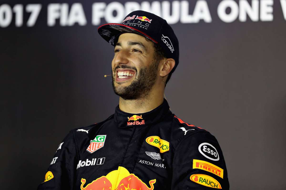 Webber: Szorul a hurok Ricciardo nyaka körül