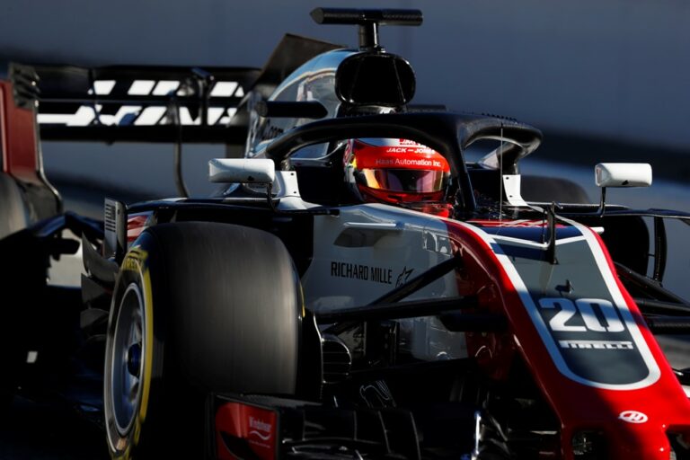 Magnussen, Haas