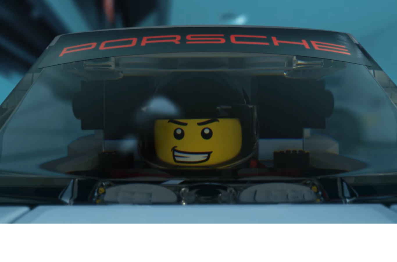 Ezúttal a Porsche múzeumában csibészkedtek a LEGO figurák!