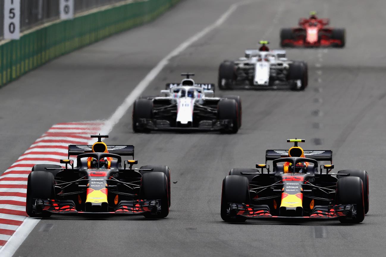 Ricciardo, Verstappen, Baku, Red Bull
