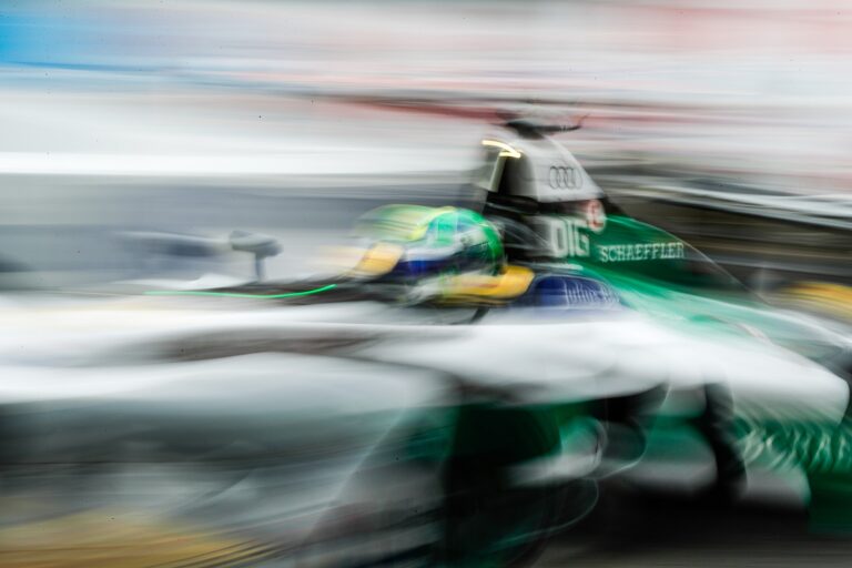 FIA Formula E, autósport