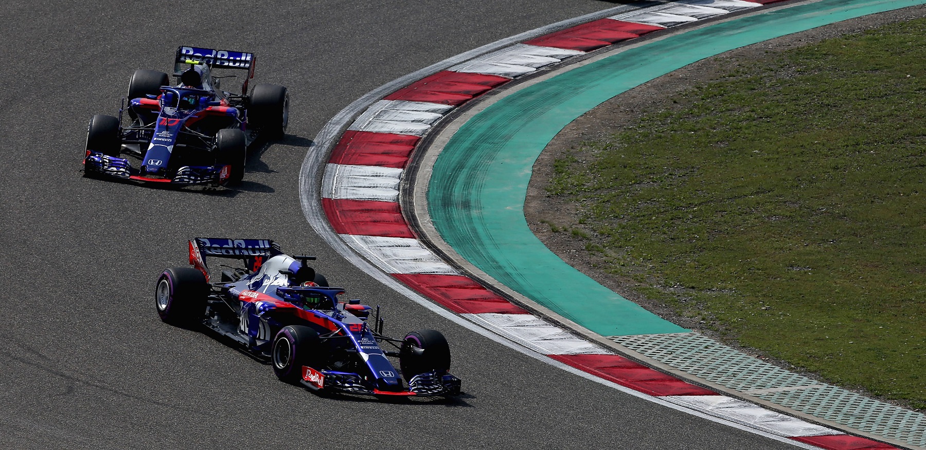 Teljesen félreértették egymást a Toro Rosso versenyzői