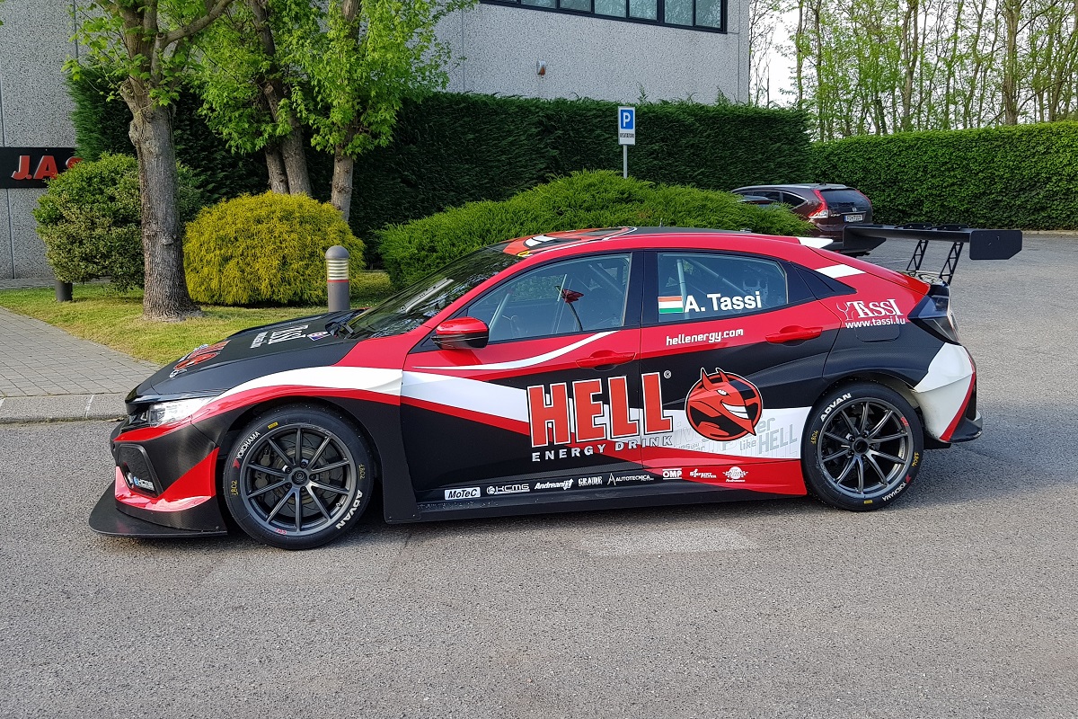 Tassi Attila csapattársa Josh Files lesz a KC Motorgroupnál