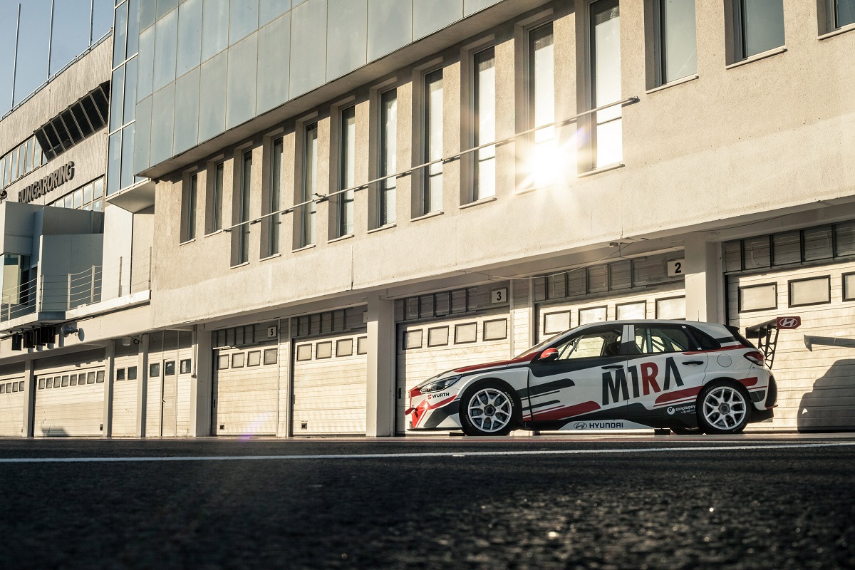 A M1RA is indul a WTCR hungaroringi versenyén