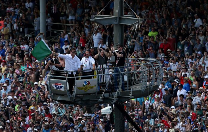 Chris Hemsworth Indy 500, autós