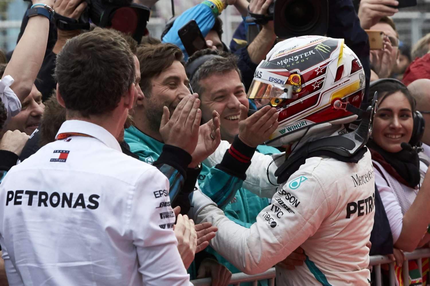 Hamilton: Nehéz lesz a bajnokság élén maradnom