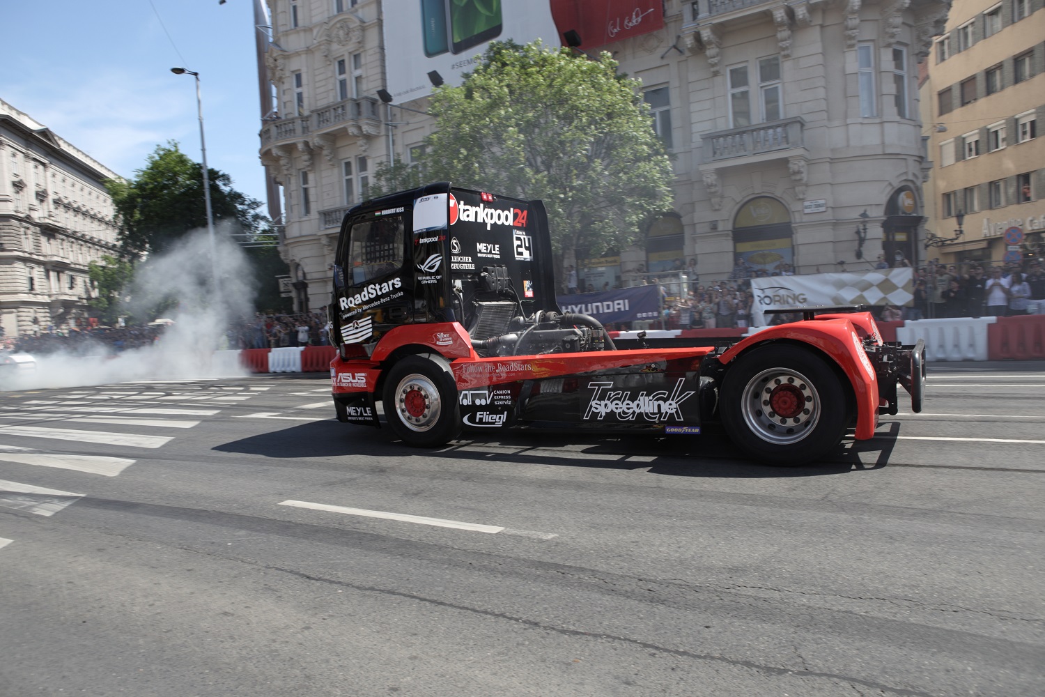 Monstrumok Misanóban: Újra száguld a kamion Eb!