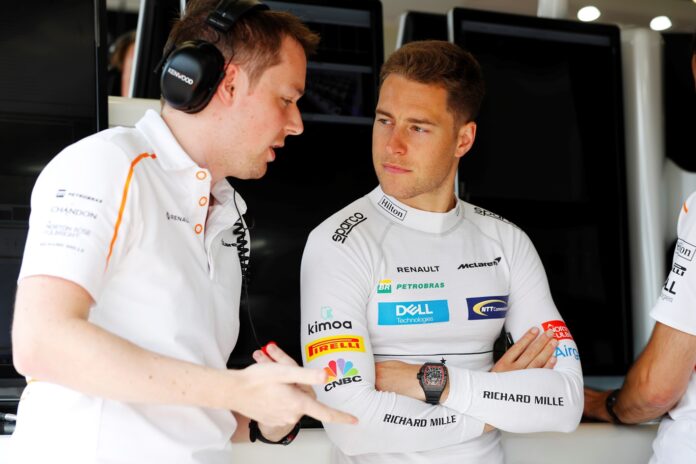 Vandoorne, McLaren