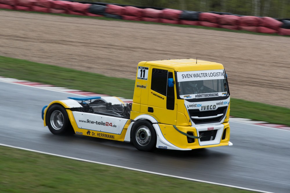 A legjobb hatba szeretne kerülni a Don’t Touch Racing