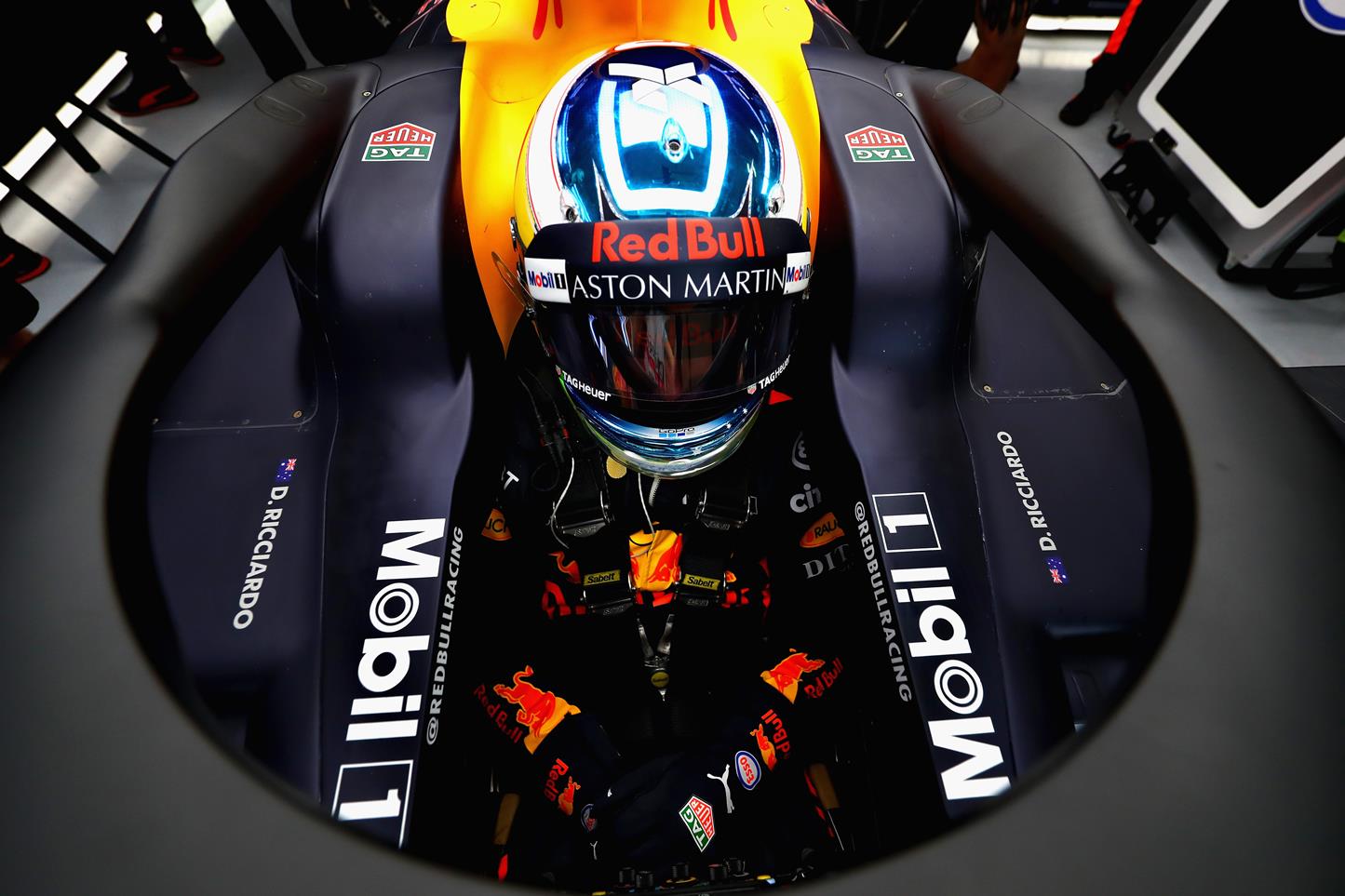 Ricciardo sportszerűtlenséggel vádolja Verstappent