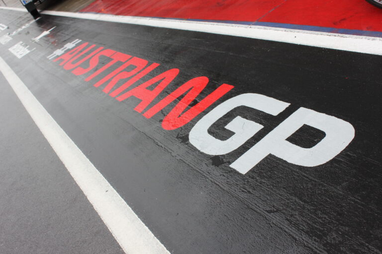 Hétvégi autósport közvetítések a hazai tévécsatornákon és online