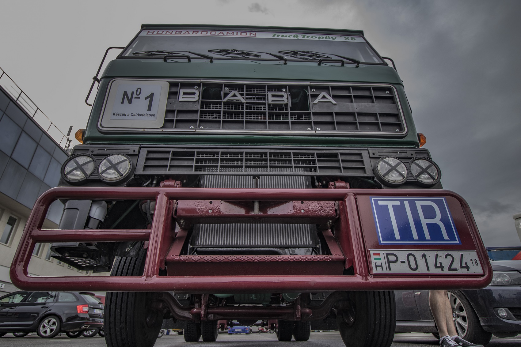 Feltámadt Dinnyés László és a RÁBA S16 versenykamion is!